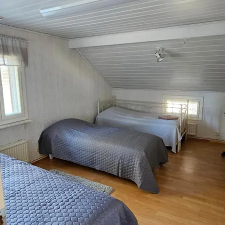 Arctic House 7 Guest, Outdoor Tentsauna Experience