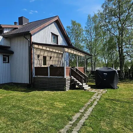 Arctic House 7 Guest, Outdoor Tentsauna Experience Lejlighed Kemi